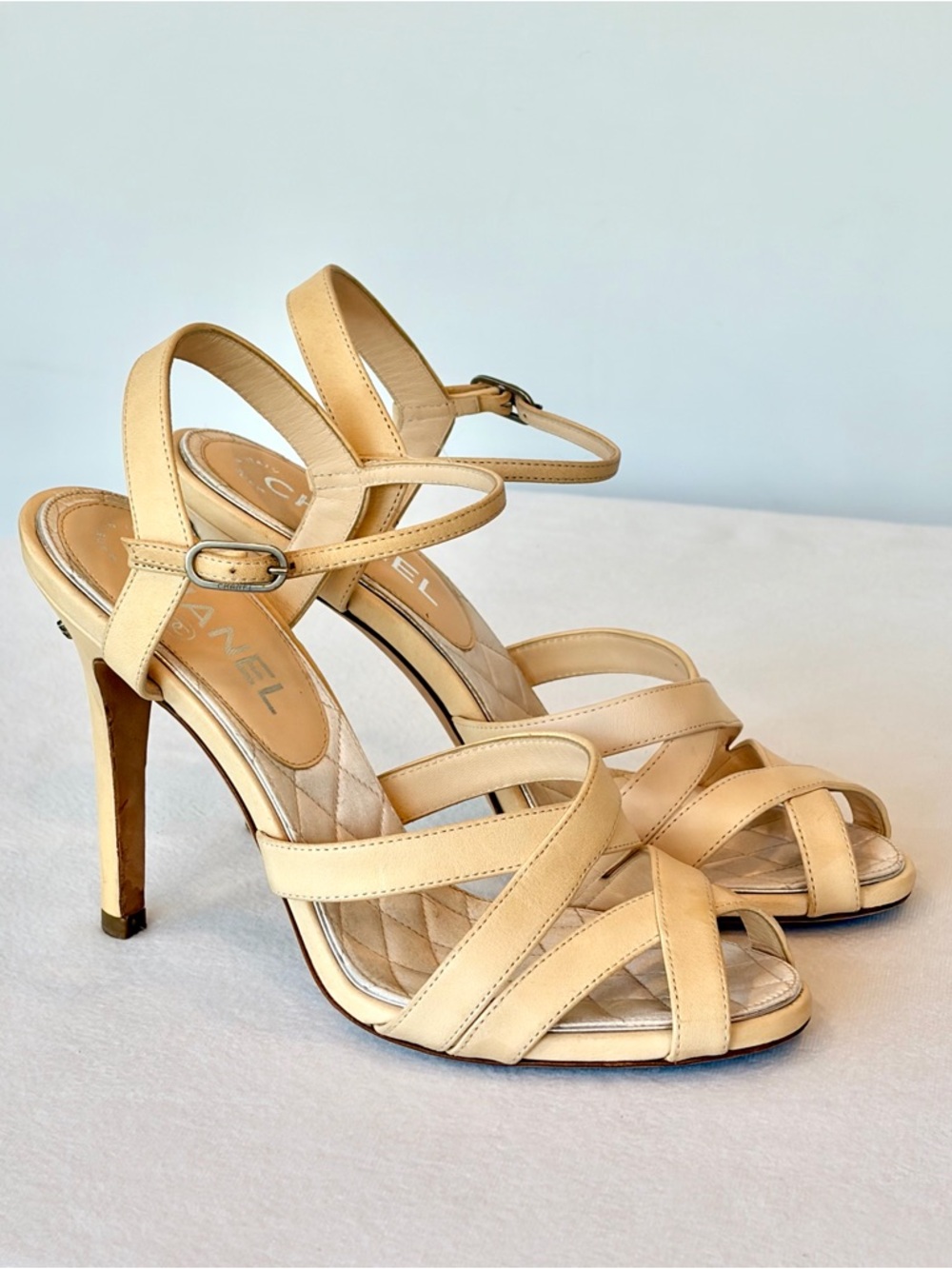 CHANEL Leather Strappy heels, Interlocking Strass CCs,quilted int, nude, 37, GUC - Picture 5 of 14